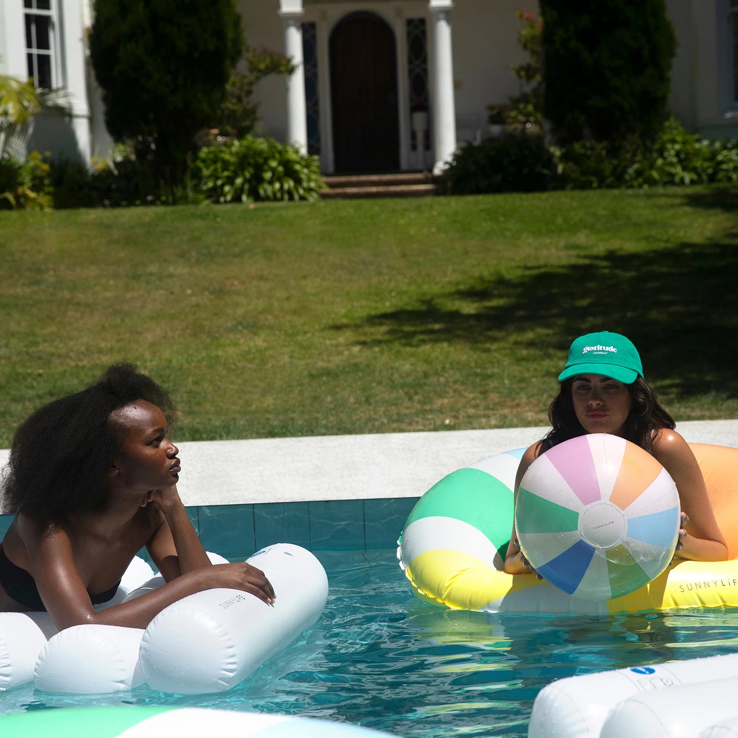 Inflatable Beach Ball ¨Pastel Gelato¨